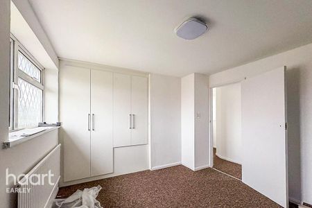 3 bedroom detached house to rent - Photo 4