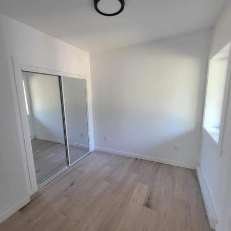 Beau logement 3 1/2 a loué, libre 1er Janvier. Montreal (Pointe-Aux-Trembles) - Photo 3