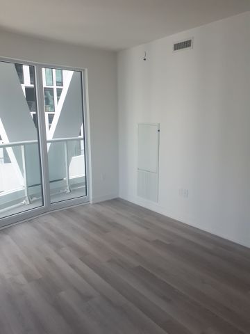 For Lease - 230 Simcoe Street Unit# 731, Toronto, Ontario - Photo 2