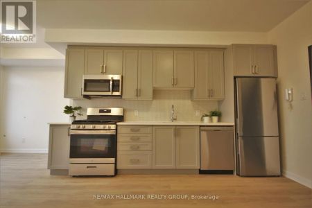 202 - 351 CROYDON AVENUE - Photo 5