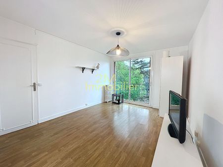 Location Appartement 4 pièces 62m² - Photo 2