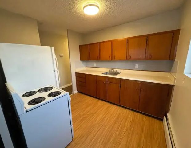 #2, 10125 154st | #2, 10125 154st, Edmonton - Photo 1