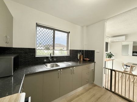 8/25 Hall Street, Merewether - Photo 3