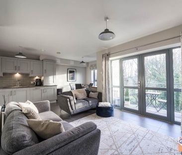 82 The Rose Garden, Derriaghy, Belfast, BT17 9GY - Photo 3