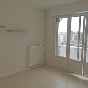 À louer / Appartement F1 / BESANCON PROCHE GARE VIOTTE 35 rue du Chasnot - Photo 4
