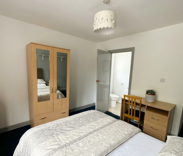 1 bedroom semi-detached house to rent - Photo 4