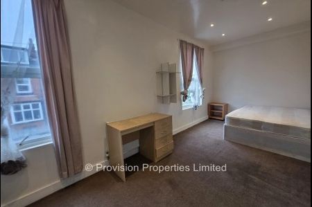 3 Bedroom Houses in Burley - Photo 4