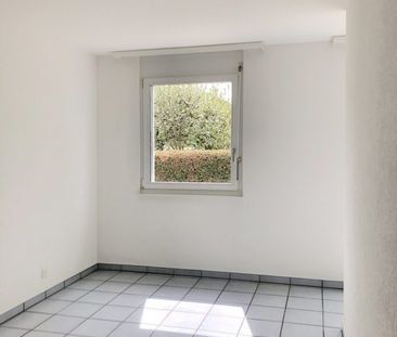 Au rez-de-chaussée avec terrasse, joli appartement de 1.5 pièces - Photo 4