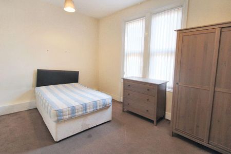 3 bed upper flat to rent in NE6 - Photo 5