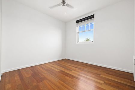 Bayside Beauty with Uninterrupted Water Views - Photo 2