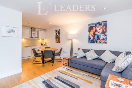 2 bedroom flat to rent - Photo 2