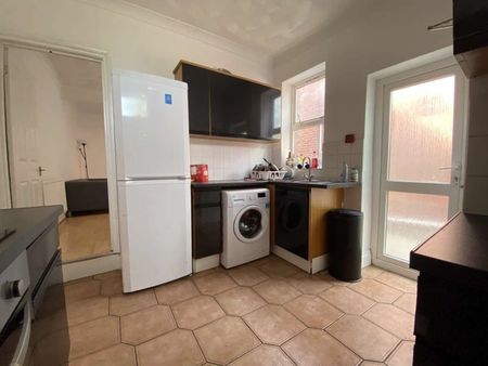 Tennyson Road Room 5 - E - Photo 2