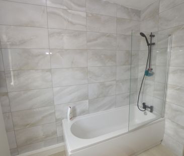 2 Bedroom Terraced House - Photo 6