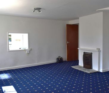 Pondside, Wootton, DN39 - Photo 2