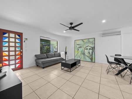 6/30 Patura Drive, Ashmore QLD 4214 - House For Rent | Domain - Photo 2