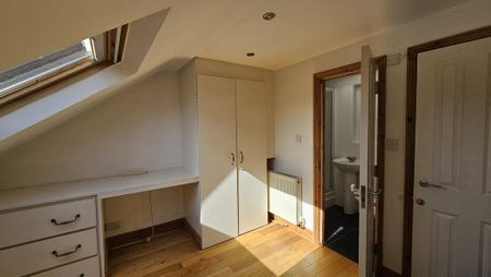 1 bedroom bedsit to rent - Photo 5