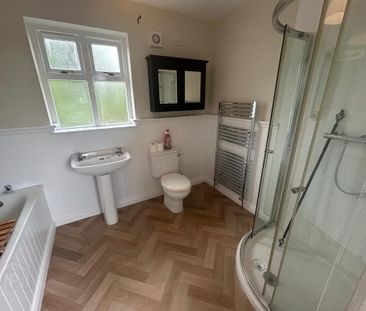 East Gate Lodge, 86 Larne Road, Ballycarry, Carrickfergus, BT38 9JN - Photo 5