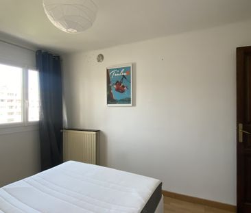 Location Appartement 3 pièces 72m² TOULON 83000 - Photo 3