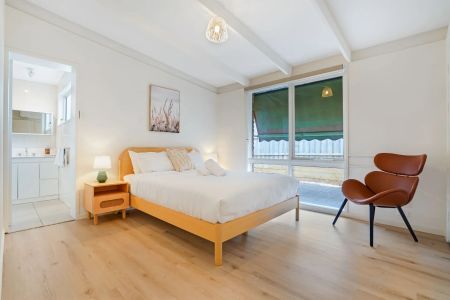 Warm, inviting and fully renovated throughout! - Photo 5