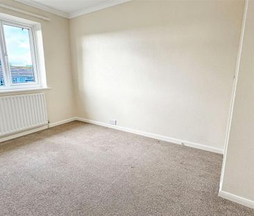 2 bedroom end of terrace house to rent - Photo 3