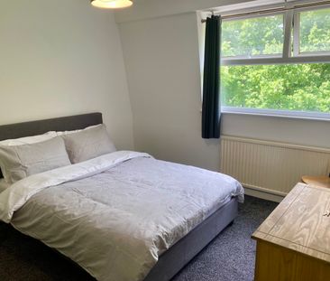 6 Perry Hill, Chelmsford, CM1 7RD – Top Back Double Room - Photo 2
