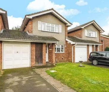 Thorpe, Surrey, TW20 - Photo 5