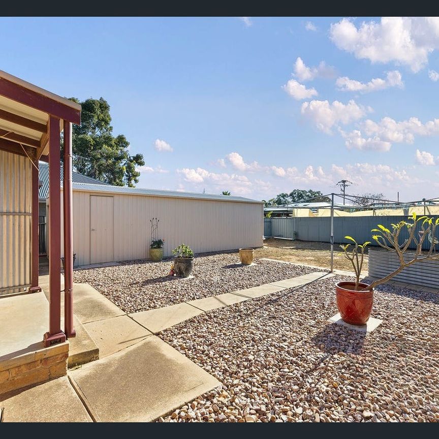 COMFORT AND CONVENIENCE - Photo 1