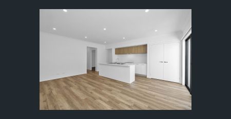 Deleray Estate Beauty! - Photo 2