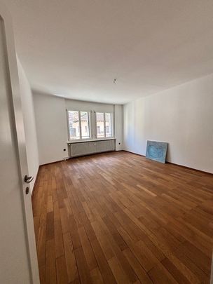 Appartamento di 5.5 locali al 2° piano nel centro di Biasca - Photo 1