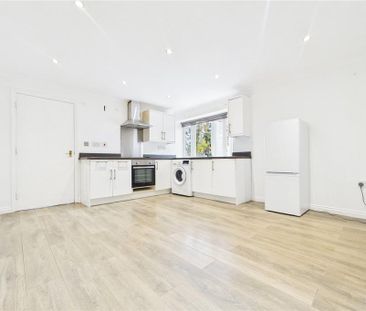 3 bedroom apartment to rent - Photo 4