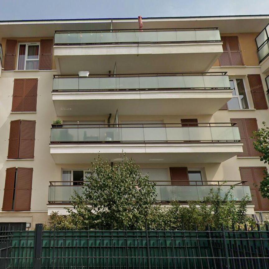 location Appartement T3 DE 59.56m² À CHATOU - Photo 2