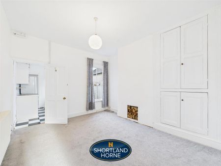 2 bedroom terraced house to rent - Photo 3