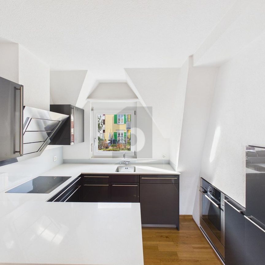 DACHTERRASSE UND BALKON AN ZENTRALER LAGE - Photo 1