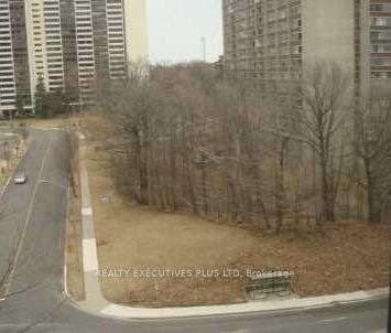 601 135 Wynford Drive - Photo 5