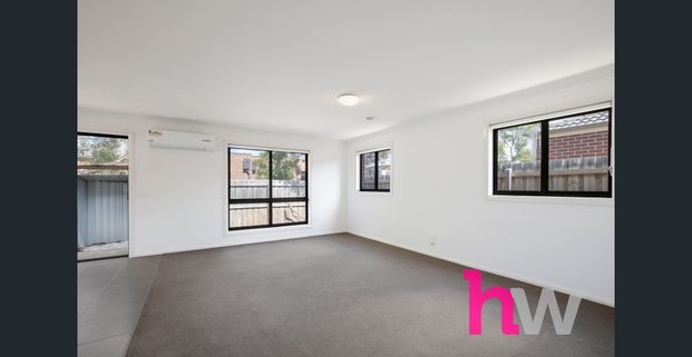 Hidden gem located in Marshall! - Photo 1