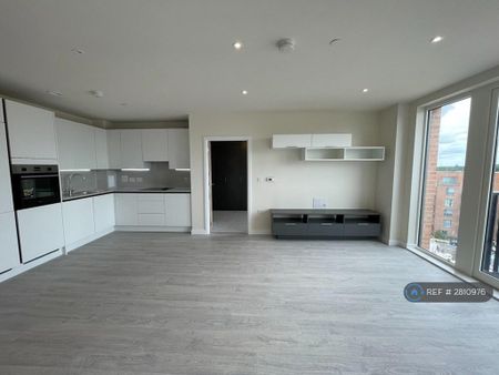 2 bedroom flat to rent - Photo 4