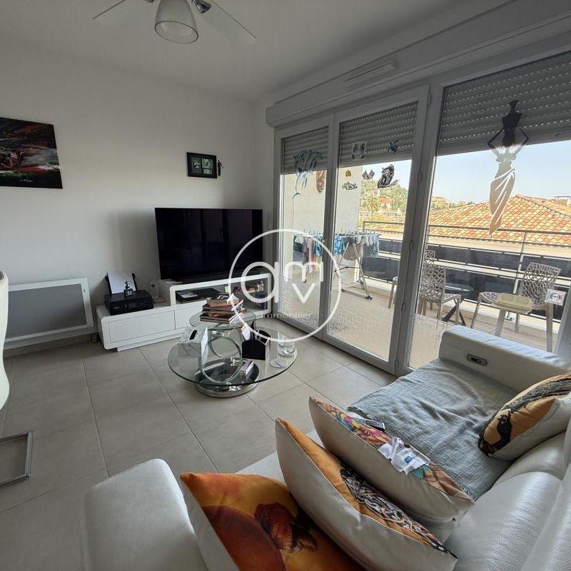 Location Appartement 2 pièces Meublé 40m² HYERES 83400 - Photo 1