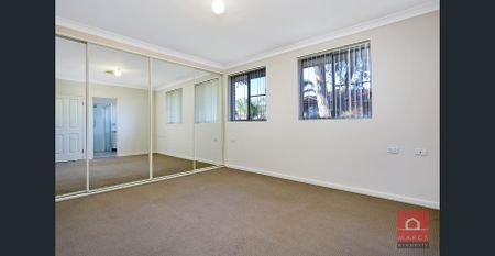 Spacious Family Friendly Home! - Photo 5