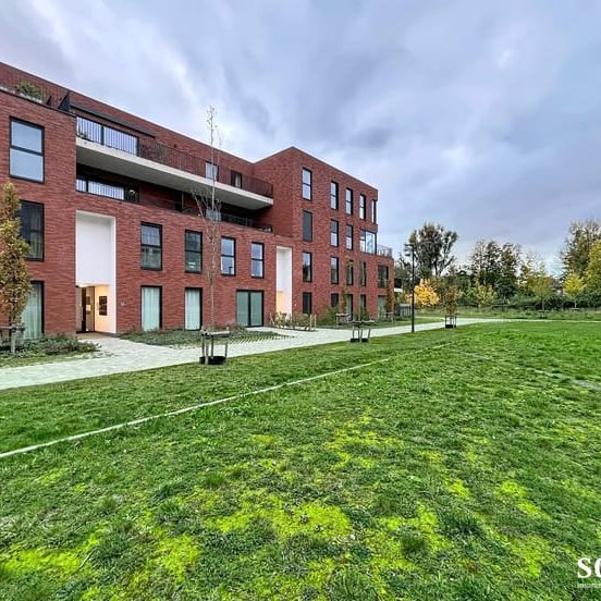 Appartement te huur - Photo 1