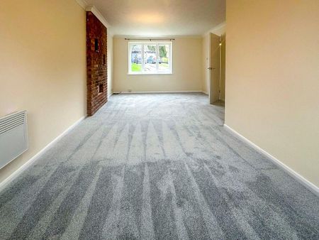 3 bedroom semi-detached house to rent - Photo 3