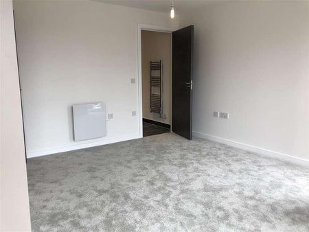 Nuffield House, Holmesley Road, Borehamwood, WD6 - Photo 3