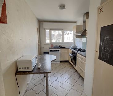 Location Appartement 5 pièces 90m² LE PONT DE CLAIX 38800 - Photo 4