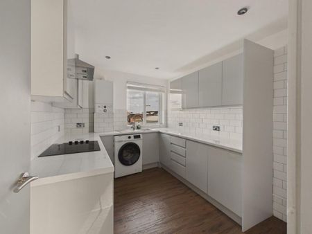 3 bedroom apartment to rent - Photo 5