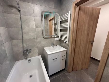 Pronájem bytu 3+1 64 m2 - Fotografie 4