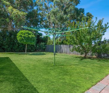 Family Friendly Home - Photo 2