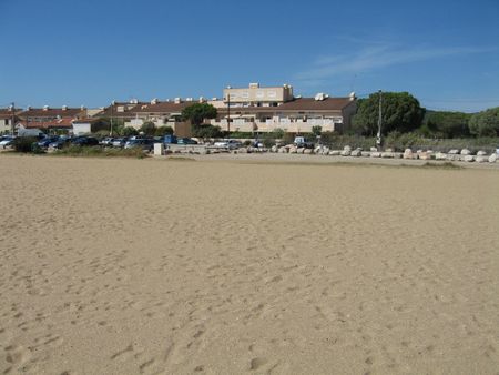 Studio 17 m² - 1 pièce - Les Salins D Hyeres (83400) - Photo 3