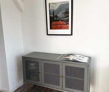 Hochwertig möbliertes Apartment nahe Villa Berg - Foto 1