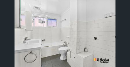 Light-Filled One-Bedroom Unit in Ashfield - Photo 3