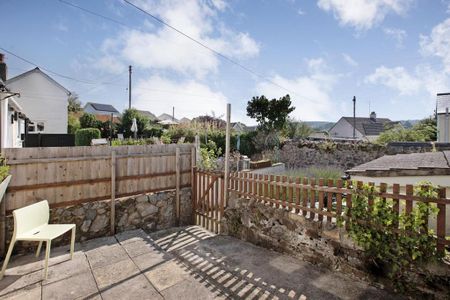 1 bedroom end of terrace house to rent - Photo 3