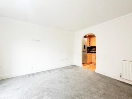 Sebastapol Road, Aldershot - Photo 1